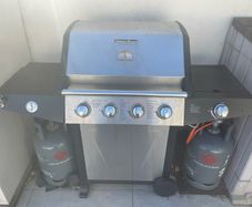 Master Cook 4-Burner Gas BBQ + Side Burner & Outdoor Cover