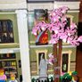 Lego Natural History Museum 10326 Image 6