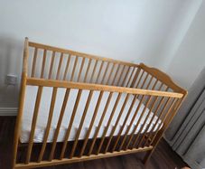 Cot bed