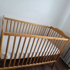 Cot bed