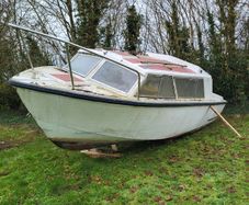 cruiser boat