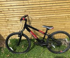 24 Kids Mountain Bike  Raleigh Airstrike  Shima