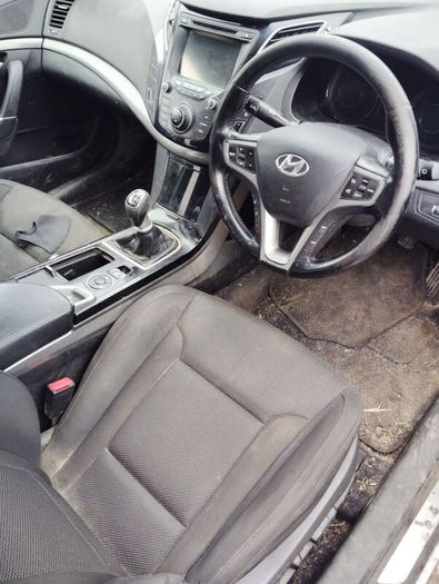 Breaking Hyundai i40 2012 1.7 diesel