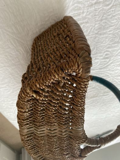 Antique Basket Truc style