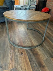 round coffee table