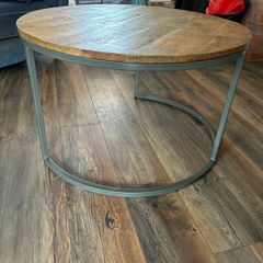 round coffee table