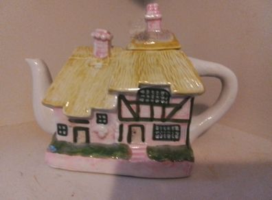 Novelty teapot