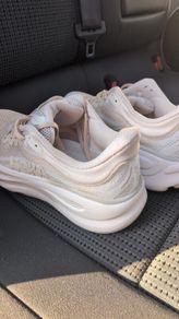 hoka Bondi trainers 7.5uk