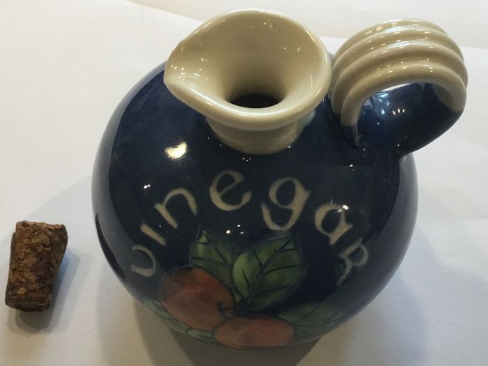 R&j Forrester Bandon Pottery Red Apple/cobalt Blue & Cream Vinegar Jug