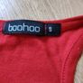 Red Boohoo Top  Size 8 Image 3