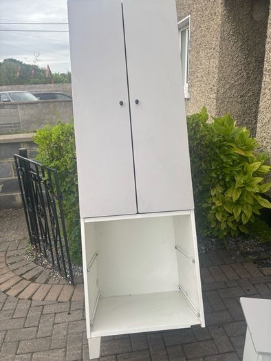 free wardrobe