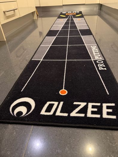 Olzee Putting Mat