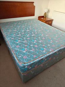 king size bed hardly used