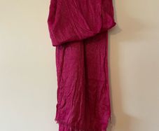 Gallery pink scarf New
