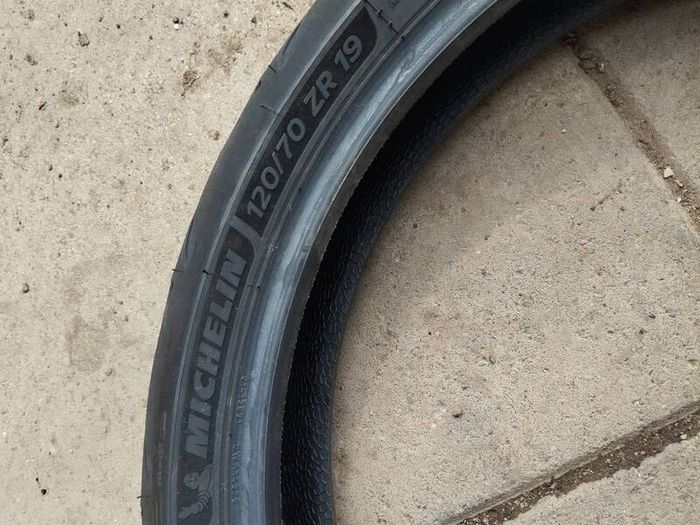 120/70/19 tyre
