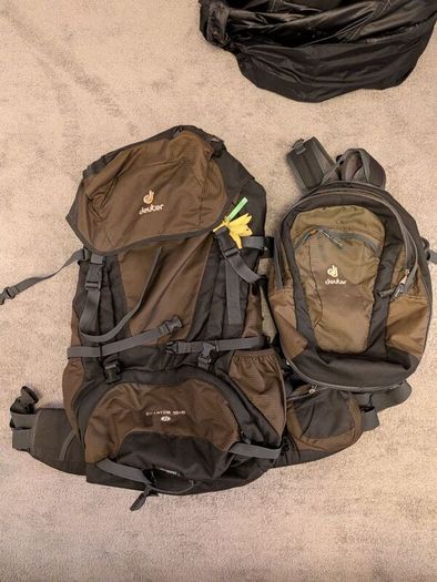 Deuter Quantum 55+10 SL Travel Backpack + Daypack & Original Cover