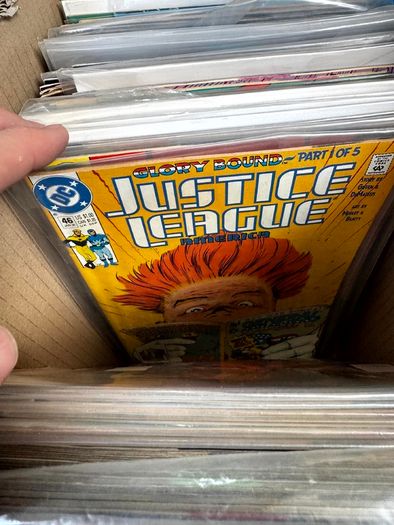 Marvel & DC Long Comic Box w 300 comics for Sale
