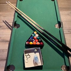pool table / ping pong / ice hockey