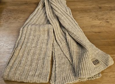 Guess Scarf