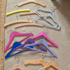 Childrenswear Hangers (x15)