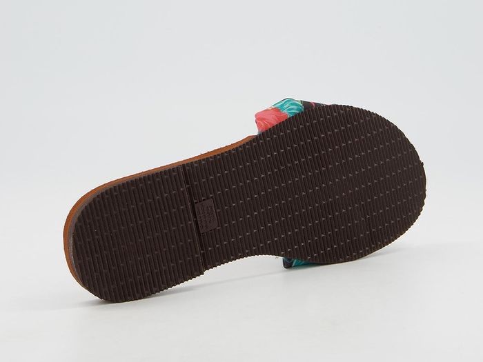 Brand new Havaianas flip flops UK3/4 EU35/36