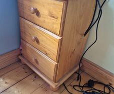 2 wooden bedside lockers