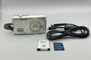 Nikon Coolpix S3300 16MP Digital Camera Silver - Full Kit