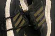 ADIDAS ULTRABOOST COULD RDY DNA Running trainers shoes size 10,5 UK 45 1/3 brand new with tag