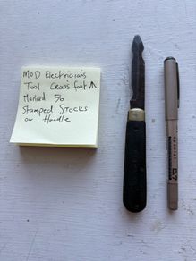 Vintage MOD electricians pocket pen knief, folding tool 1956