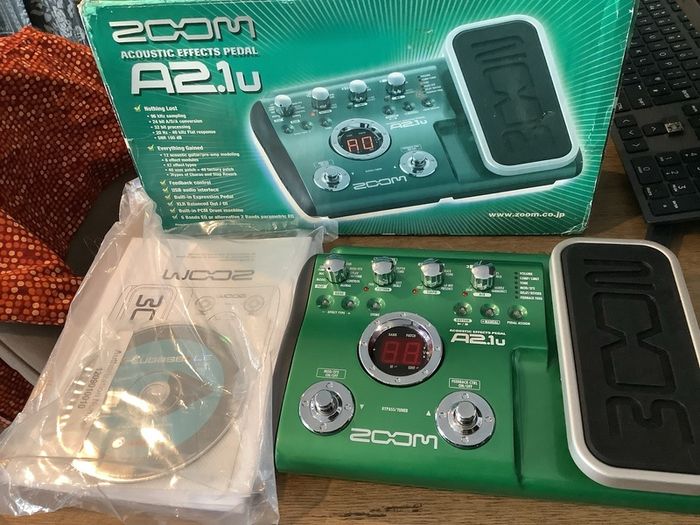 ZOOM A2.1u acoustic multi-effects processor and USB audio interface