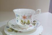 Tea Trio / Set Richmond Bone China