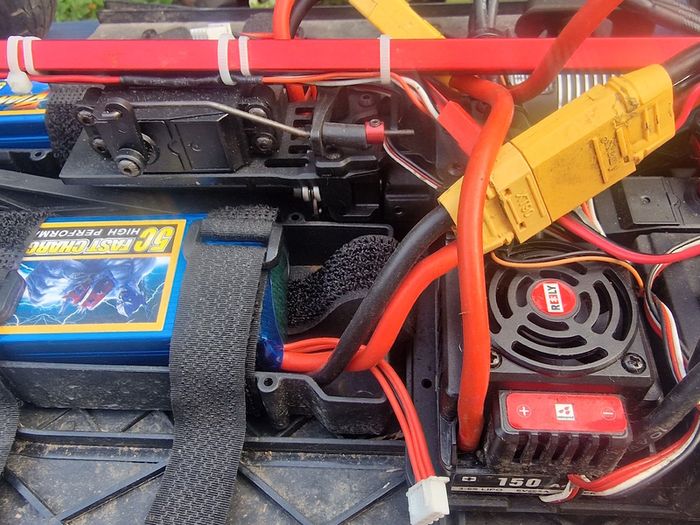large radio controlled 6s Ford mustang