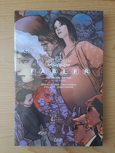 Fables: The Deluxe Edition Book 1,2,3,6,8 (5x hardcover)