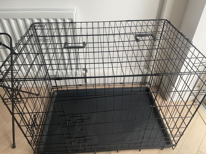 Dog crate