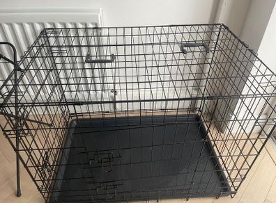 Dog crate