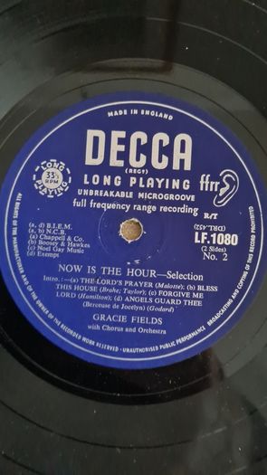 Gracie Fields. Now Is The Hour. Long Playing Record 1954. Coplete With Sleeve And Jacket.