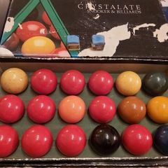 snooker balls