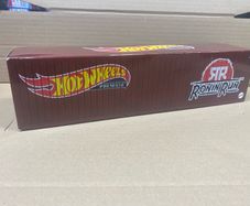 Hot Wheels Ronin Run Container