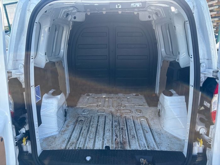2023 Ford Transit Courier 1.5L Diesel New CVRT