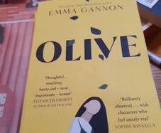 Olive Emma Gannon In Very Good Condition From Pet Smoke Free Home