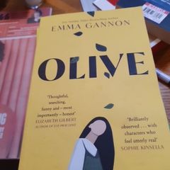 Olive Emma Gannon In Very Good Condition From Pet Smoke Free Home