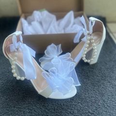 White bowknot high heels with pearls