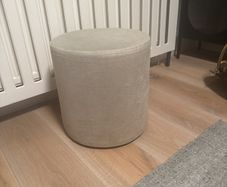 Footstool / Pouff