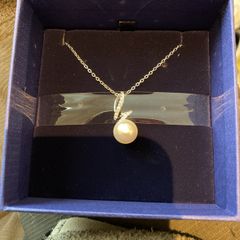 Swarovski pearl pendant
