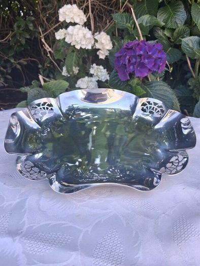 Viner's Quatrefoil Art Deco Footed Sterling Silver Dish(338 grams)