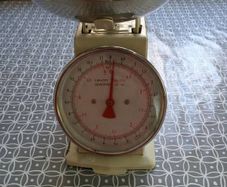 vintage style weighong scales