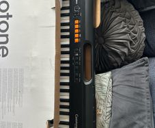 casio keyboard  ct s100