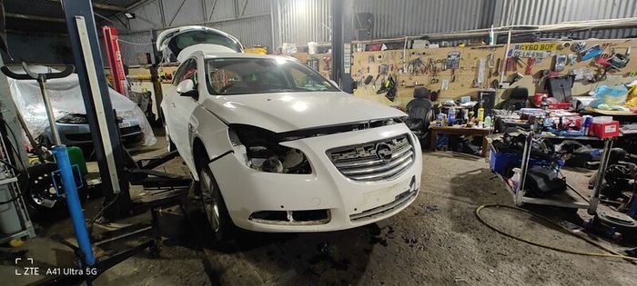 insignia 2011 parts
