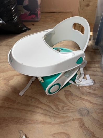 booster/feeding seat