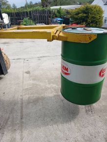 oil barrel lifter
